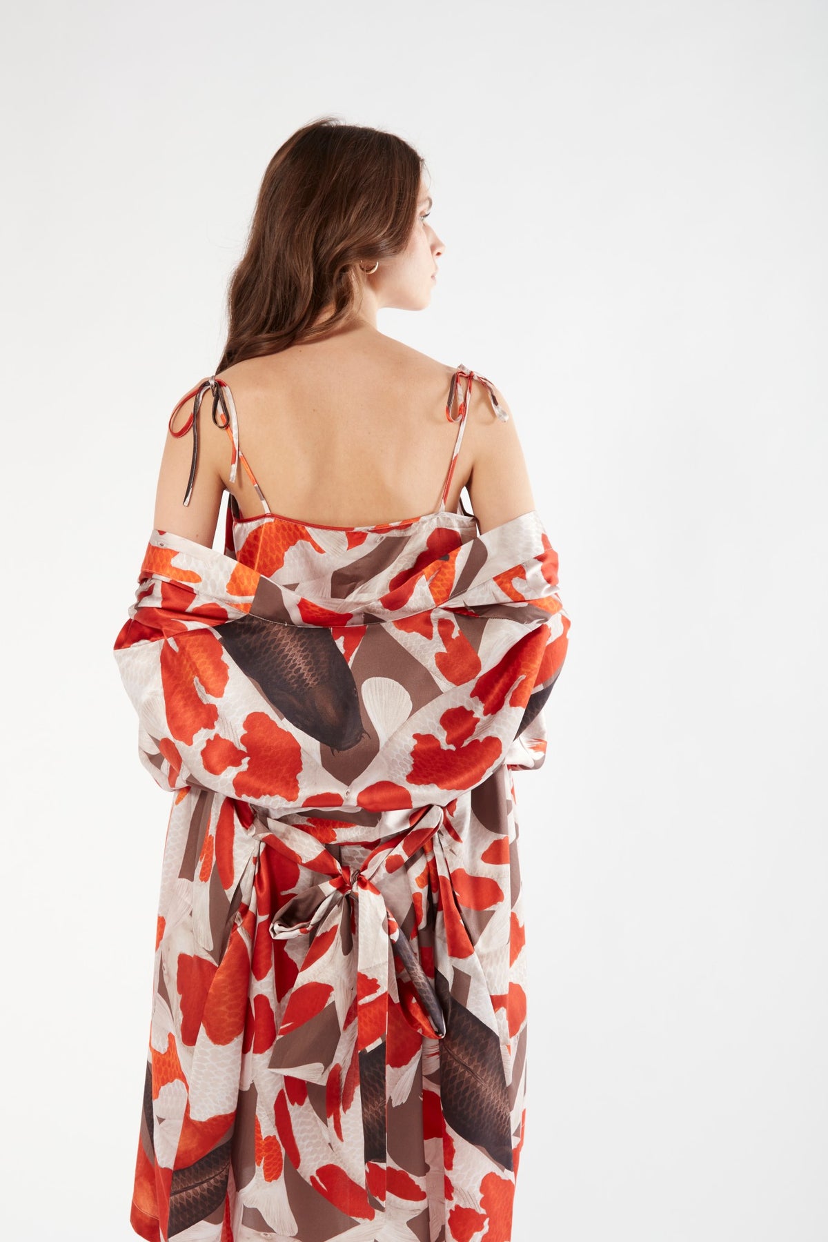 IRIS ROBE